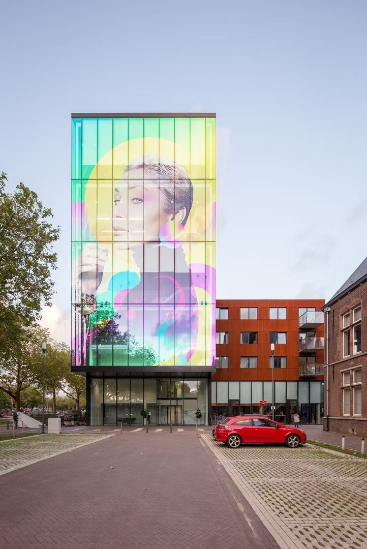 P15 on a building facade